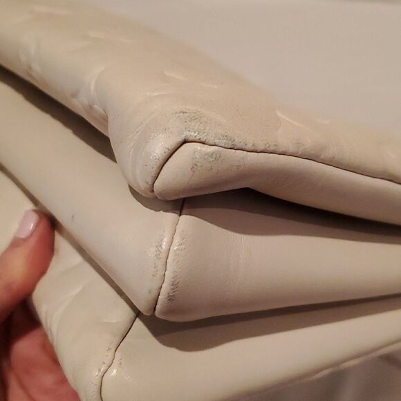 Authentic LOUIS VUITTON COUSSIN PM-Cream! - Picture 11 of 17